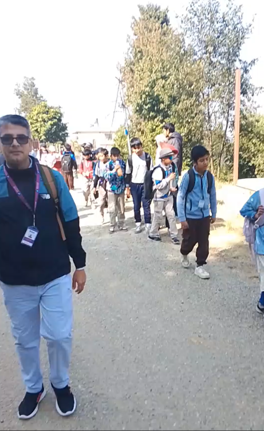 DDS Hike from Chandibhairab School -Dundebhanjyang - Deerwalk Dhading School
