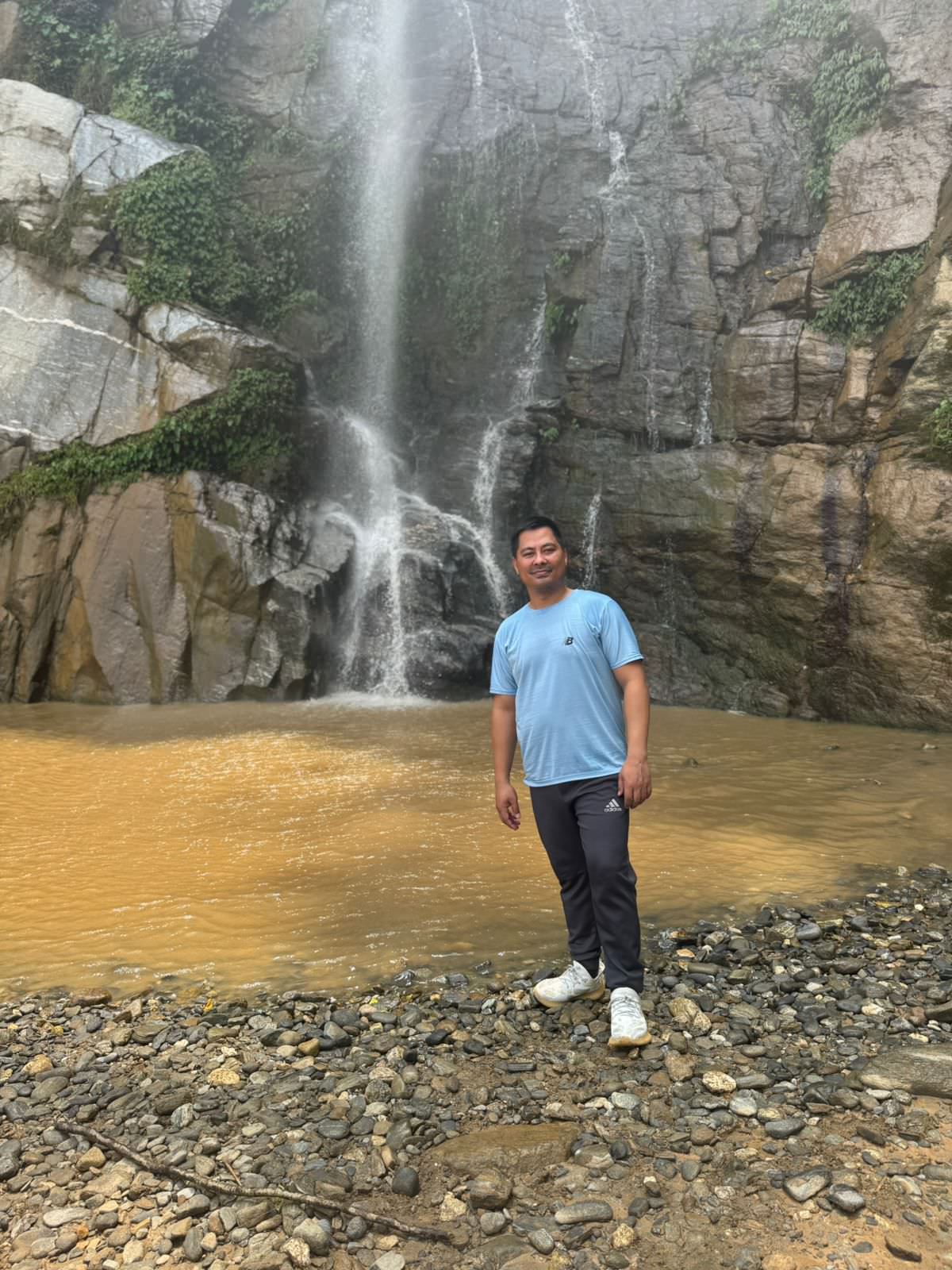 A Memorable Hike from Chhaure to Fungfung Waterfall