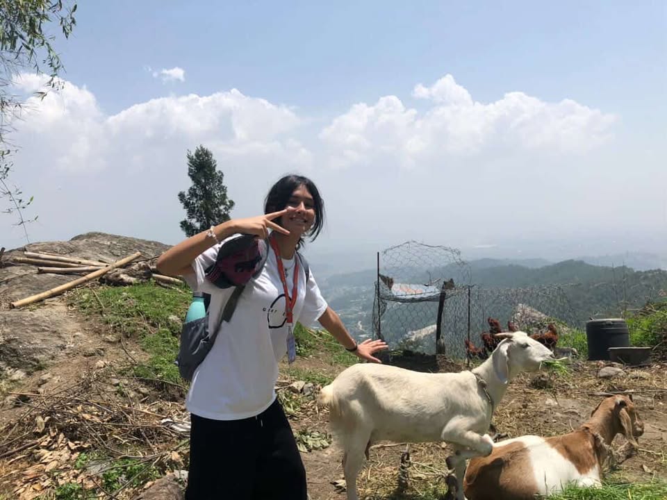 Hillwalking to Tarebhir