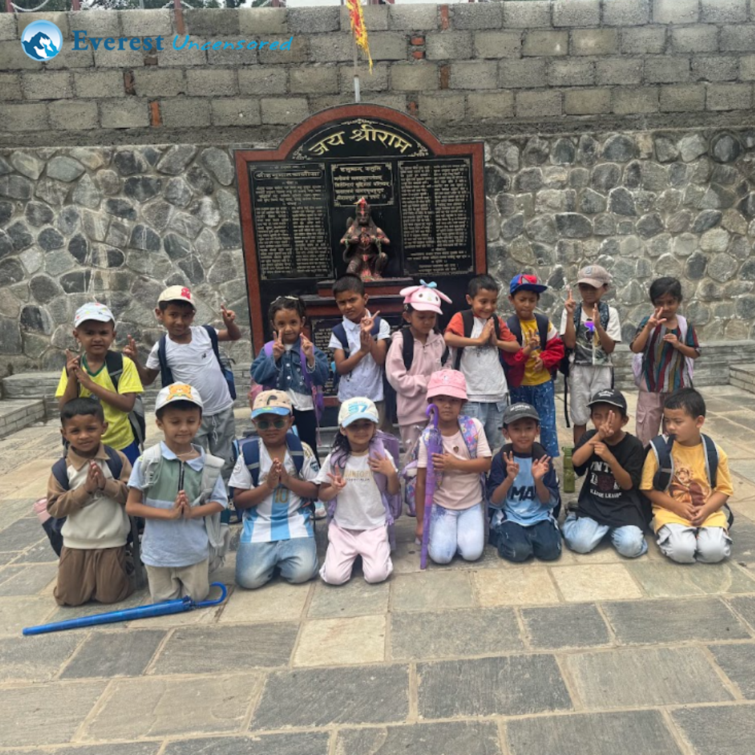 Hiking to Bhadrakali Temple (Grade I-II)