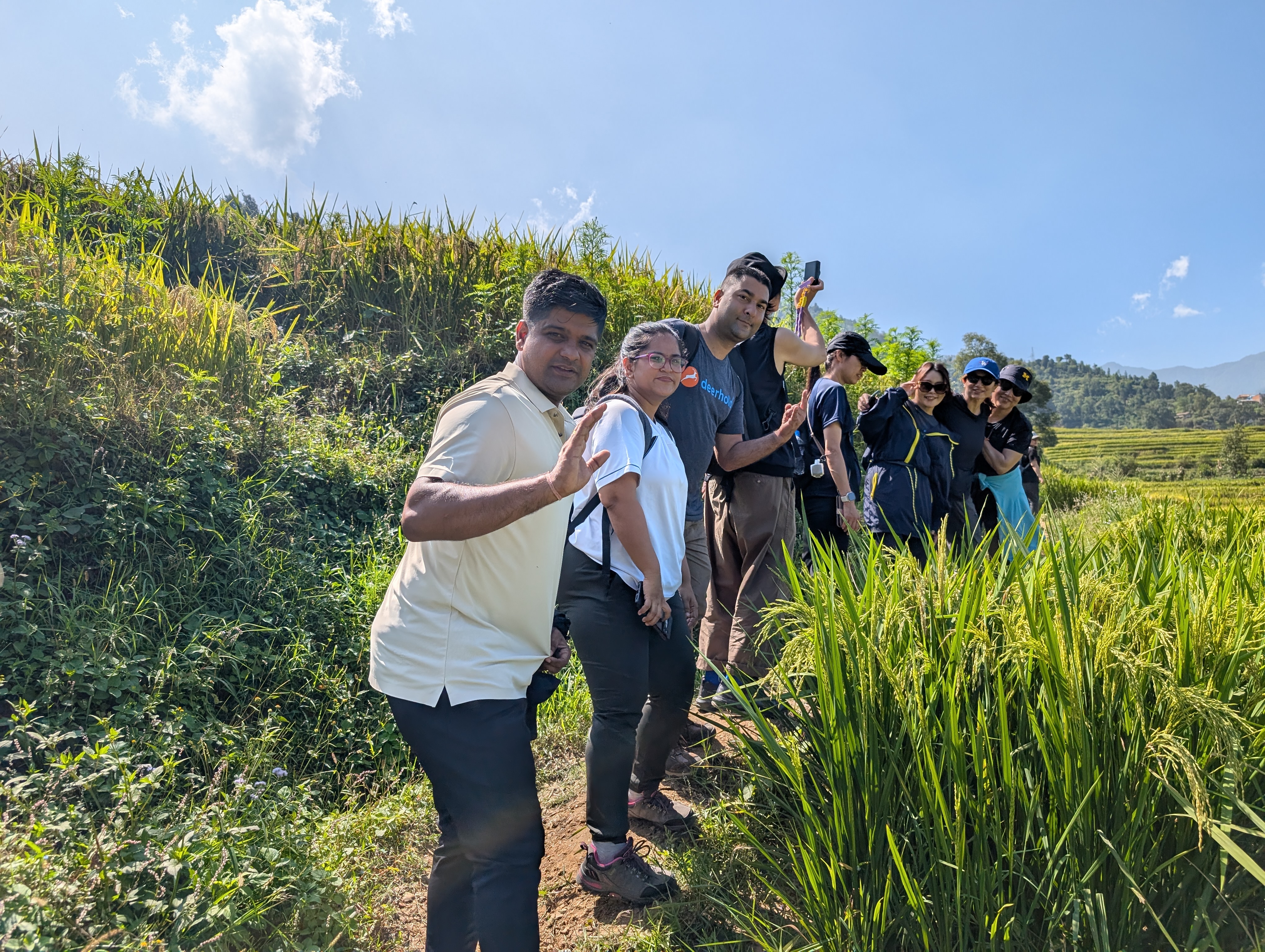 Dhading Hike: Baadbhanjyang – Kanakot – Spider Resort