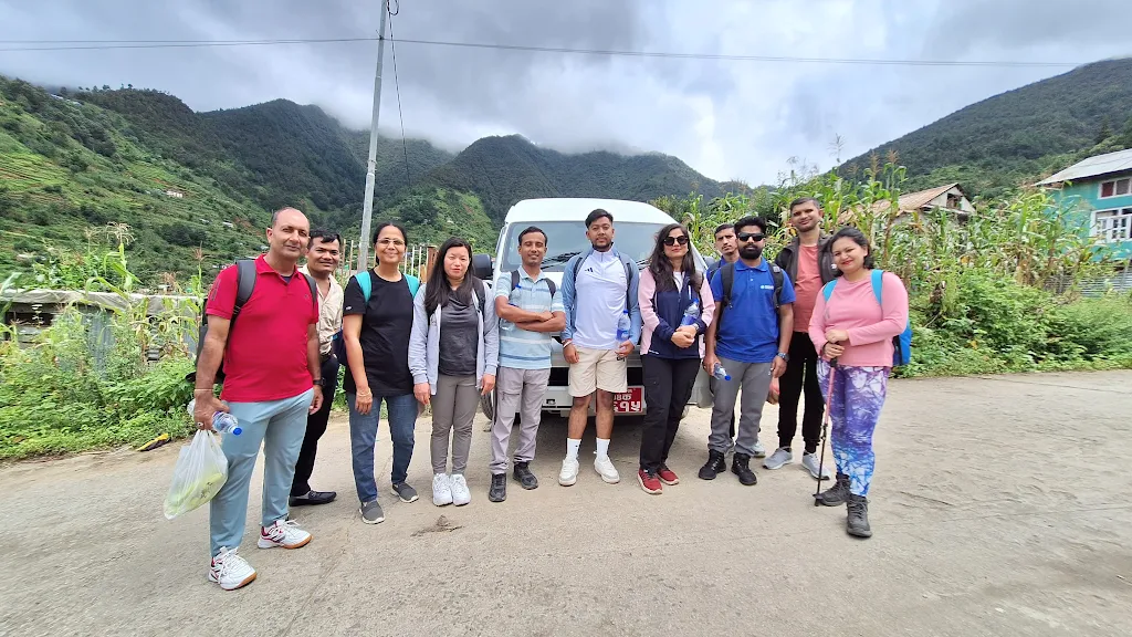 DSS Teachers Hiking 2082