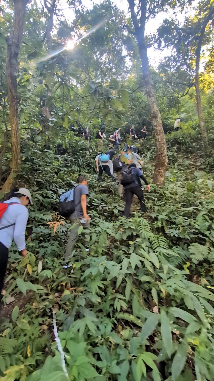 Dhading Hike: Baadbhanjyang – Kanakot – Spider Resort