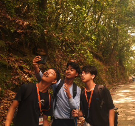 Hillwalking to Tarebhir